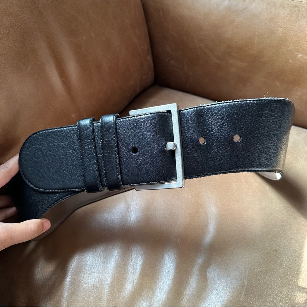 Johnny Farah New York wavy black leather wide belt